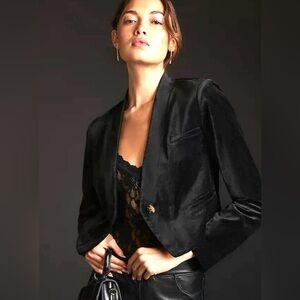 NWOT Anthropologie Velvet Tuxedo Jacket Cropped Blazer Coat Black Size 0 TTS